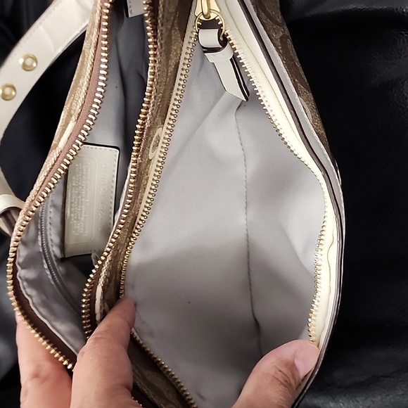 Coach Peyton Signature Clover Canvas Leather tote/crossbody/shoulder bag - Picture 6 of 8